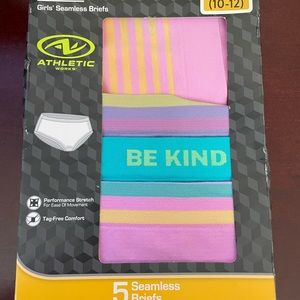 Athletic Works Girls Seamless Briefs size L